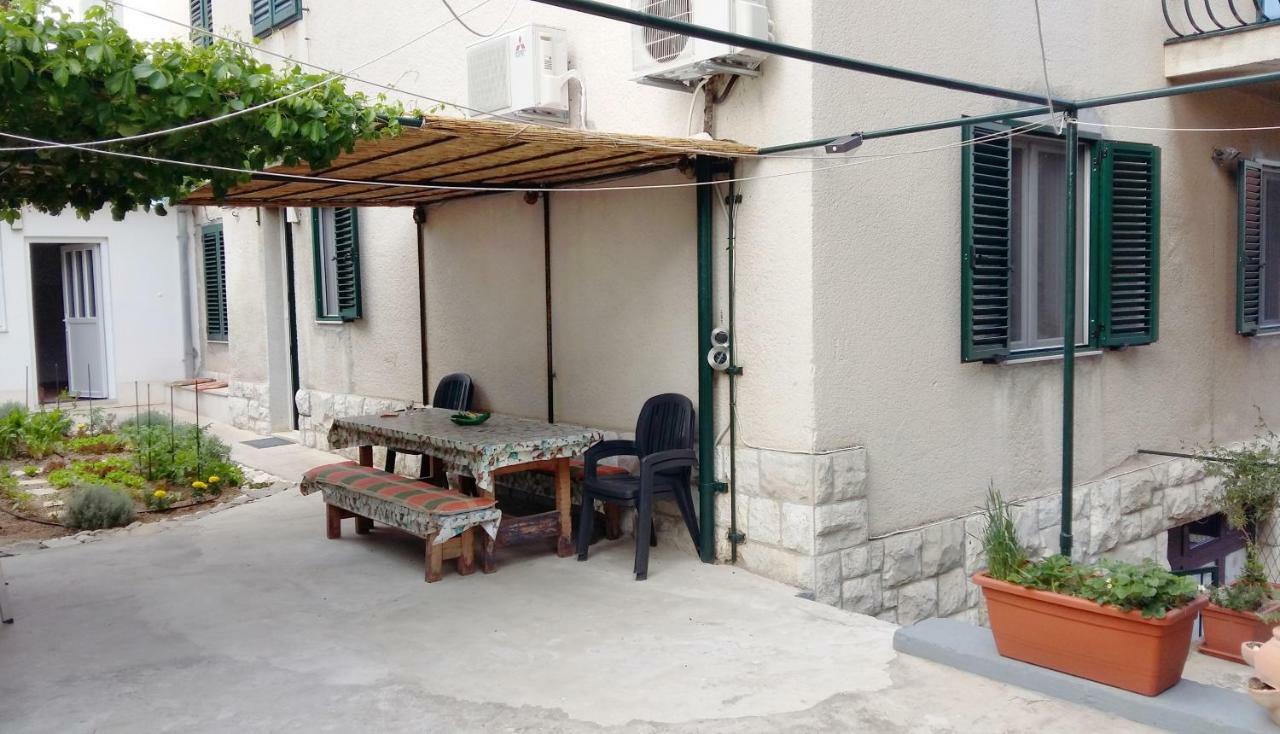 Studio Apartman Kaćunić Split Bagian luar foto